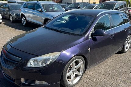 Opel Insignia 311.000 km 1.950 &euro; Detmold 32758