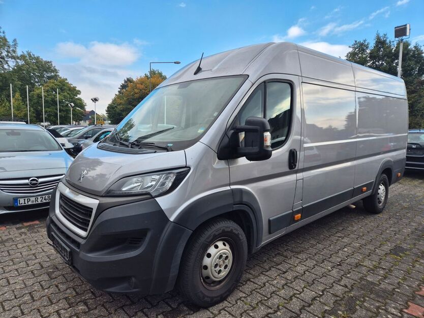 Peugeot Boxer 272.000 km 10.900 € Detmold 32756