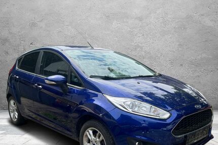 Ford Fiesta 173.000 km 3.999 € Detmold 32758