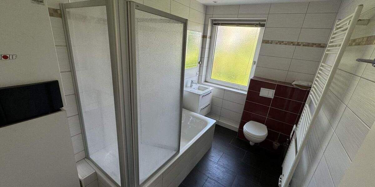 Etagenwohnung Detmold Innenstadt - 4 Zimmer, 85 m&sup2;, 795&euro; | Angebot:25532850