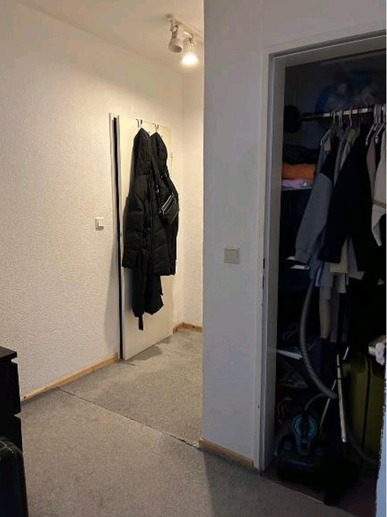 Schöne 1-Zimmer Eigentumswohnung mit Keller Abstellraum in bester Lage in 33790 Halle - IDEAL FÜR KA