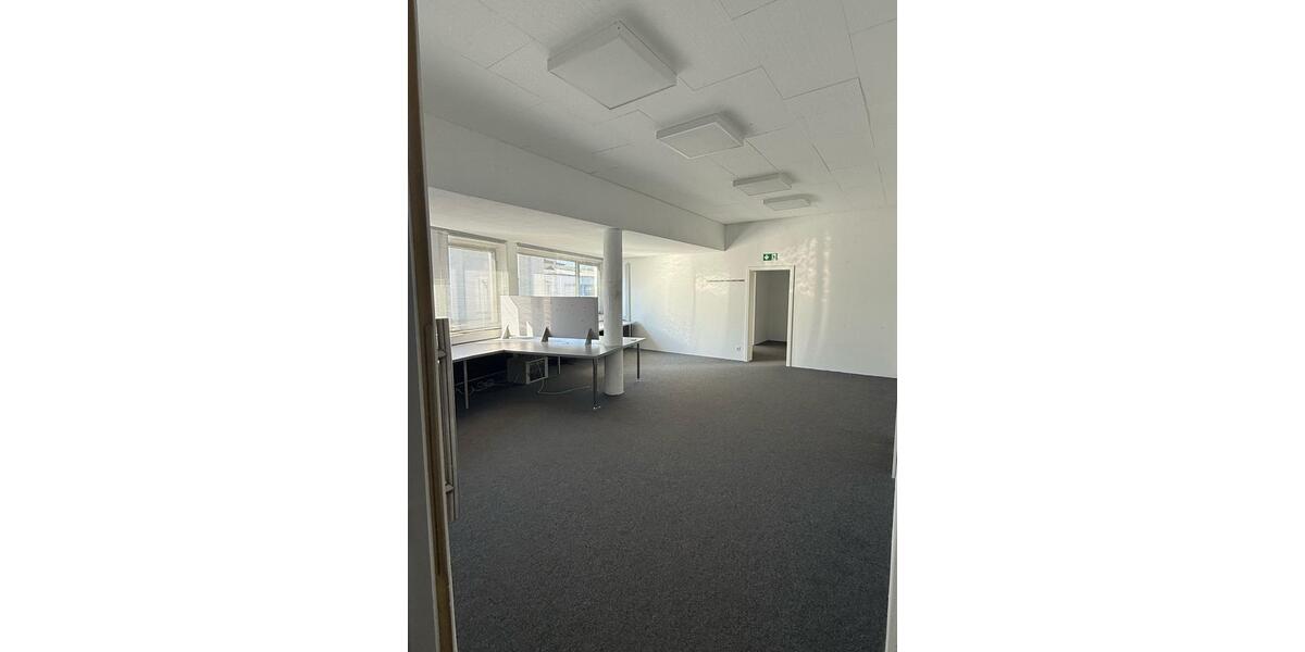 Gewerbeobjekt Detmold Hakedahl - 1.875&euro; | Angebot:25896564