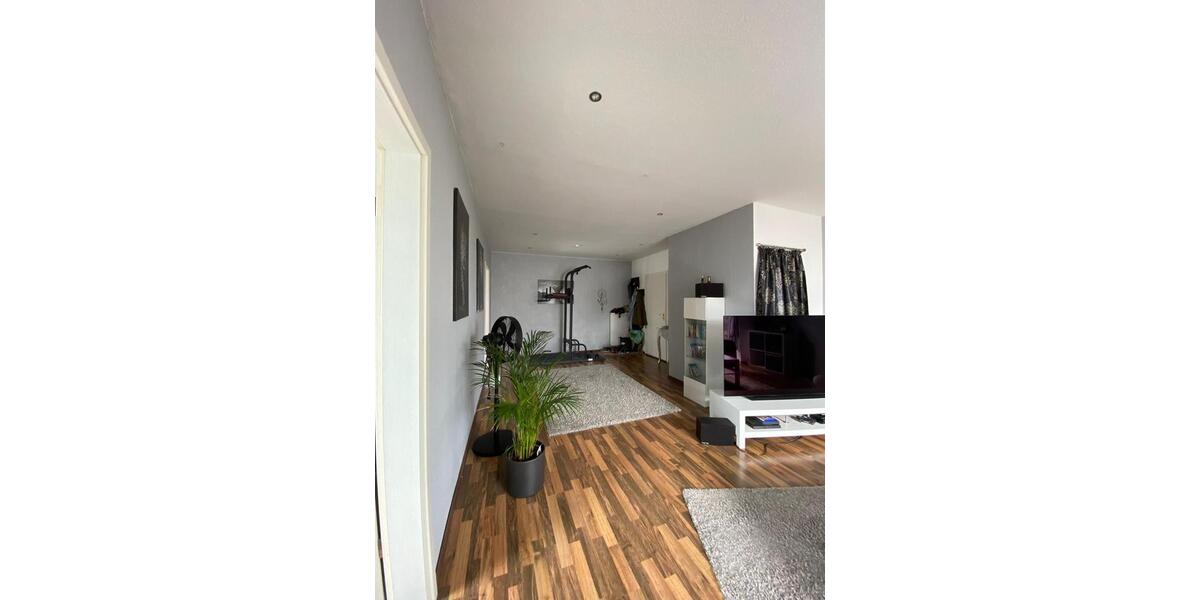 Einfamilienhaus Schloß Holte-Stukenbrock Stukenbrock - 2.5 Zimmer, 80 m&sup2;, 250.000&euro; | Angebot:26780597