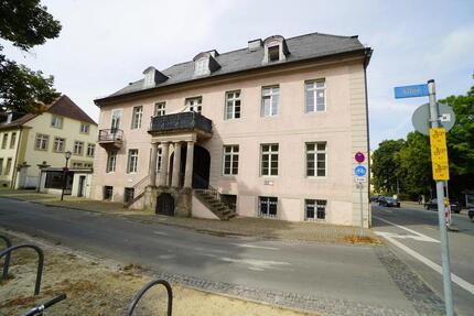 Büro- oder Praxisräume im Hochparterre in einem denkmalgeschützten Gebäude im Zentrum von Detmold zimmer