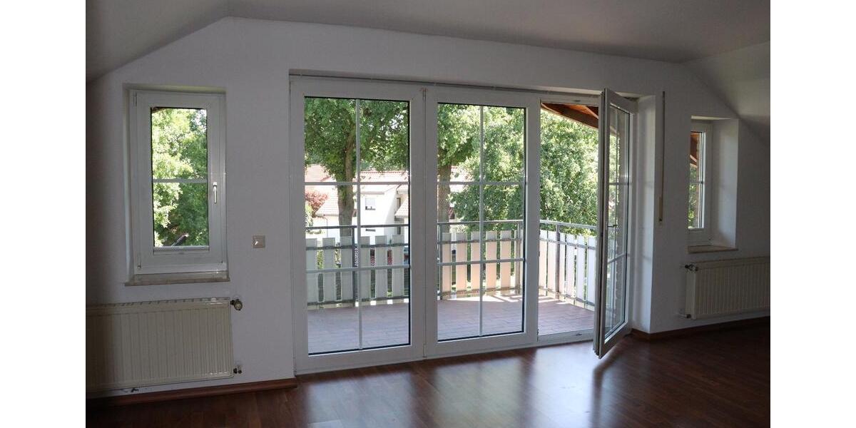 Dachgeschoßwohnung Paderborn Elsen - 3 Zimmer, 90 m&sup2;, 800&euro; | Angebot:26166388