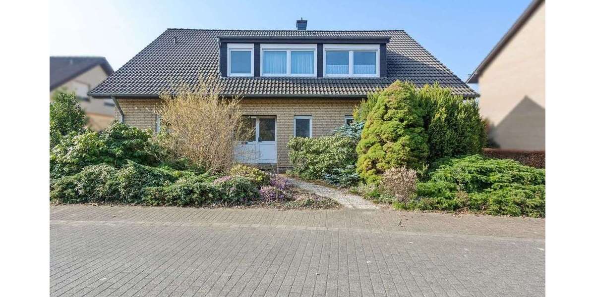 Einfamilienhaus Schloß Holte-Stukenbrock Stukenbrock - 7 Zimmer, 185 m&sup2;, 469.000&euro; | Angebot:25892019