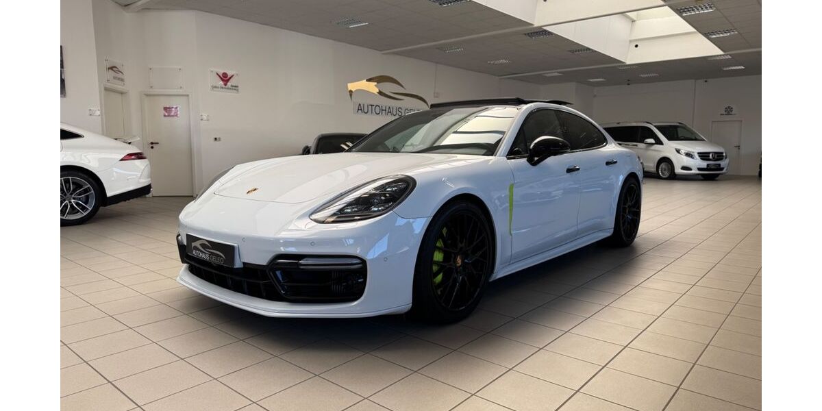 Porsche Panamera 132.650 km 69.990 &euro; Rietberg 33397