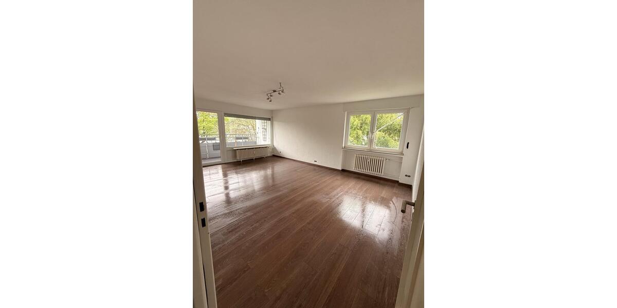 Etagenwohnung Bad Driburg - 3 Zimmer, 81 m&sup2;, 720&euro; | Angebot:26656129