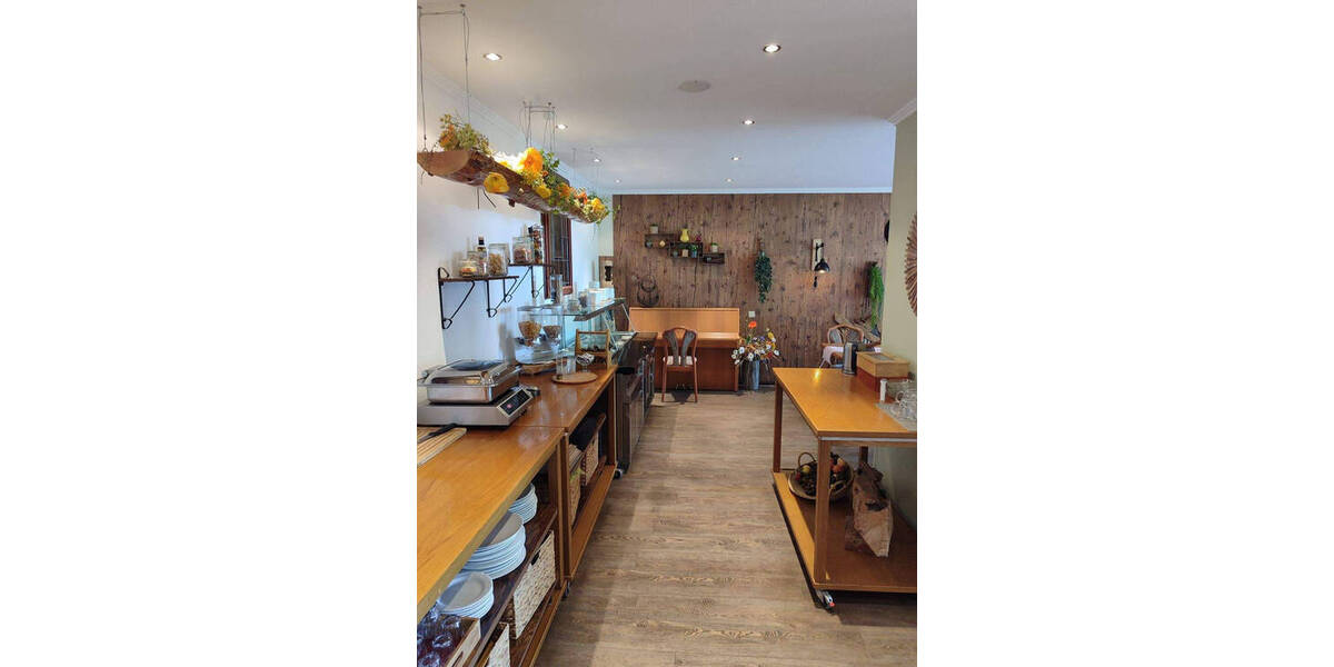 Gewerbeobjekt Nieheim - 1 Zimmer, 650.000&euro; | Angebot:25663409