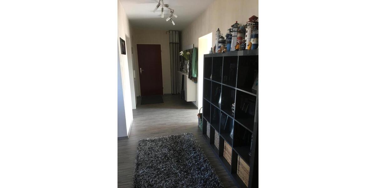 Etagenwohnung Detmold Hiddesen - 3 Zimmer, 90 m&sup2;, 850&euro; | Angebot:26680716