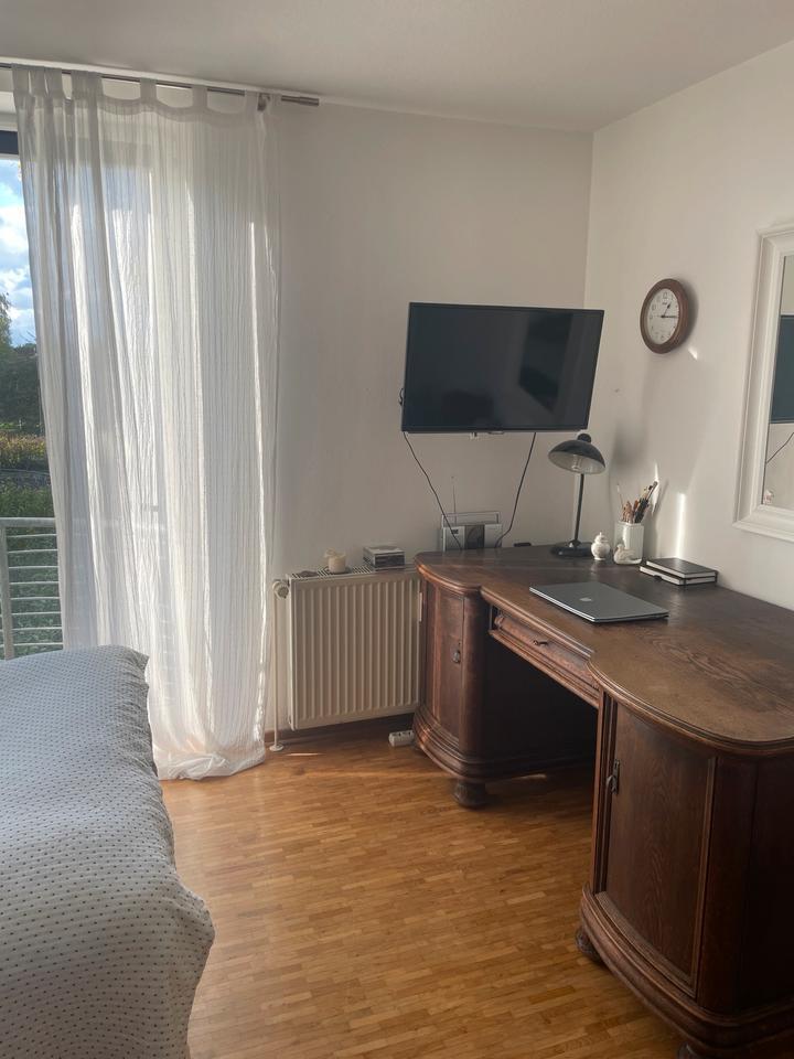 Helle, preiswerte 1 Zimmer Wohnung mit Balkon zimmer