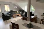 Helle 2-Zimmer-DG Wohnung mit 60 m² in Detmold zu vermieten zimmer
