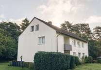 Haus zum Kaufen in Augustdorf 570.000 € 480 m²