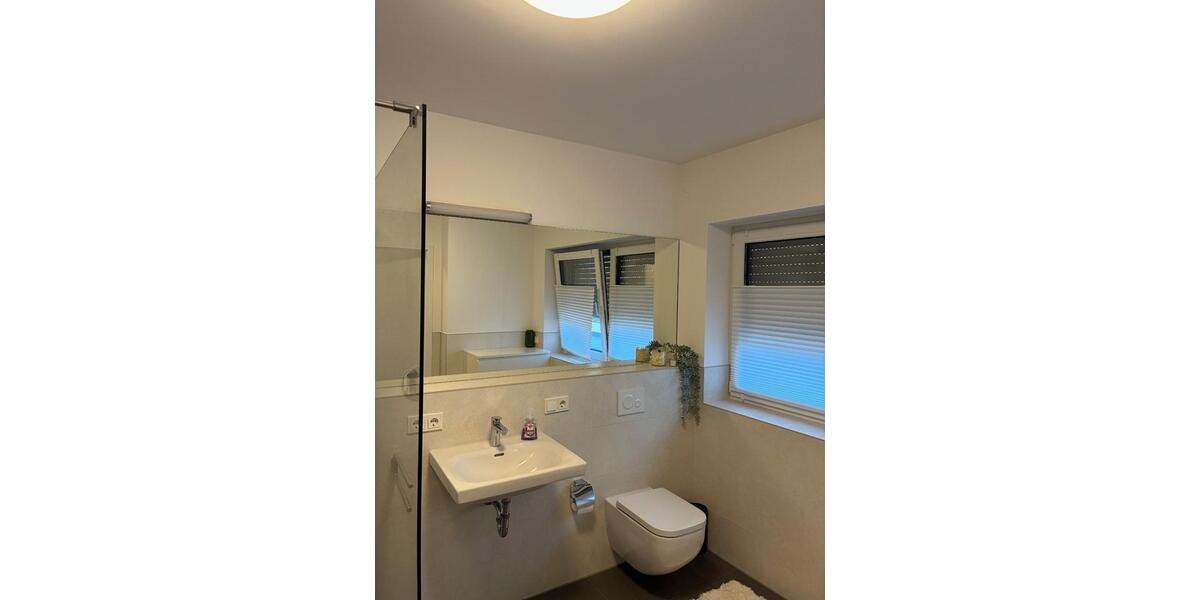 Etagenwohnung Bad Wünnenberg - 4 Zimmer, 116 m&sup2;, 925&euro; | Angebot:25079603