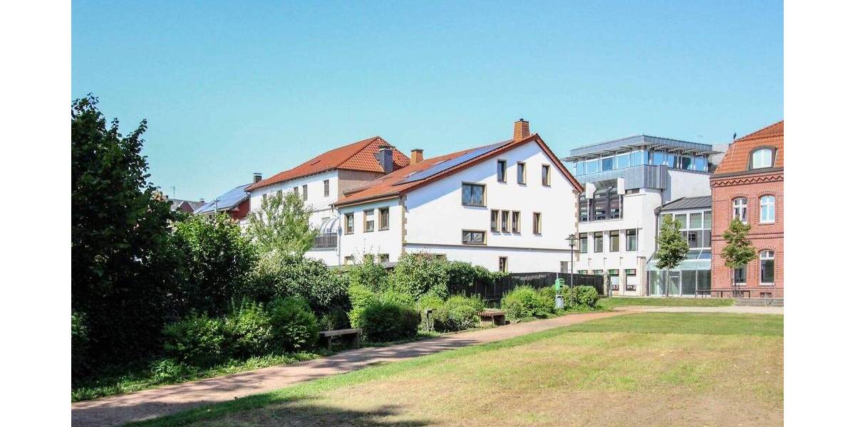 NEUER PREIS! Zentrales Wohn- & Geschäftshaus in Brakel - Garten, Carport, Fassade & Heizung 2022 Neu 1 zimmer