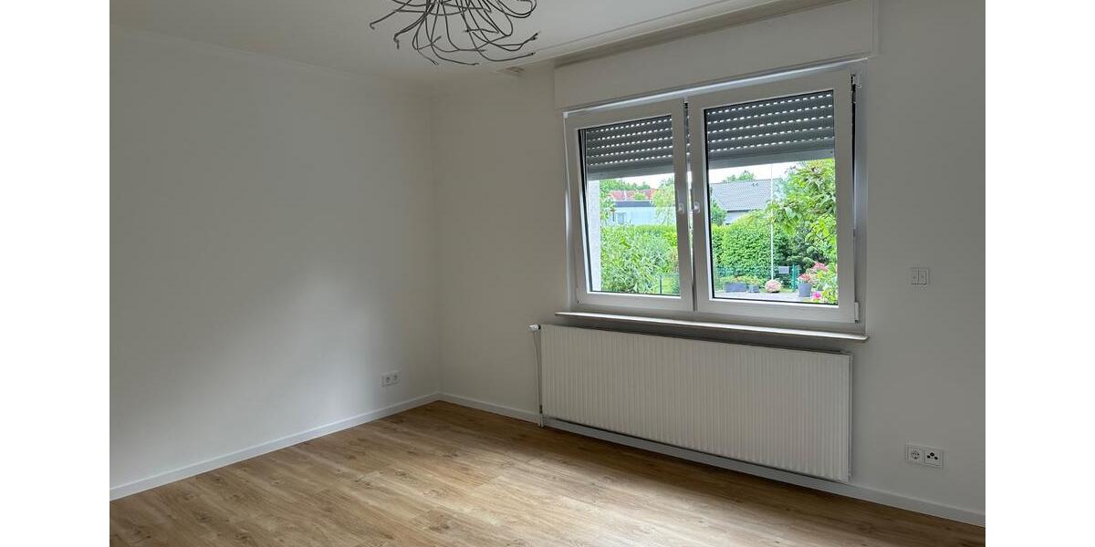 Erdgeschoßwohnung Delbrück - 4 Zimmer, 125 m&sup2;, 1.200&euro; | Angebot:26491257