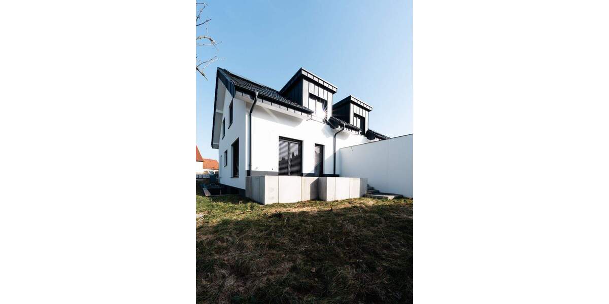 Doppelhaushälfte Detmold / Diestelbruch Oberschönhagen - 7 Zimmer, 170 m&sup2;, 499.000&euro; | Angebot:25340394