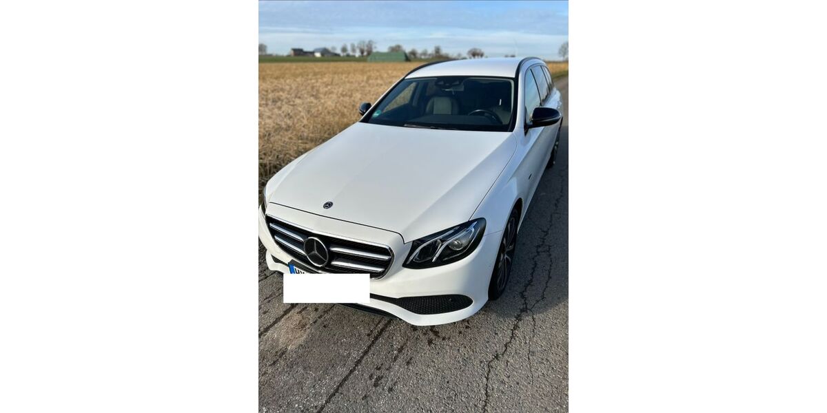 Mercedes-Benz E 300 130.000 km 22.499 &euro; Brakel 33034