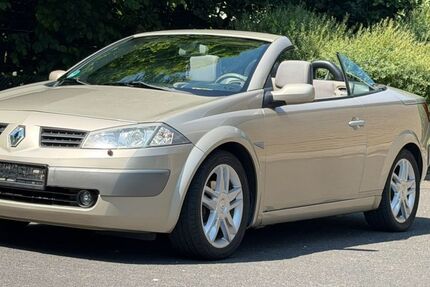 Renault Megane 153.000 km 1.999 &euro; Paderborn 33100