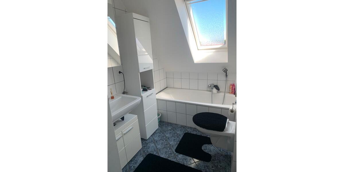Maisonettenwohnung Paderborn Neuenbeken - 5 Zimmer, 106 m&sup2;, 810&euro; | Angebot:26337682