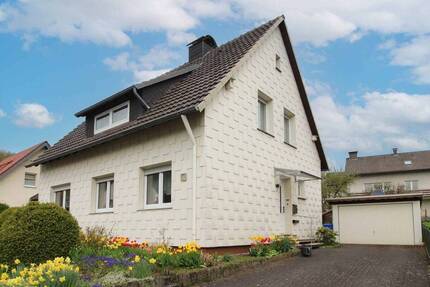 Haus Bad Driburg Siebenstern - 7 Zimmer, 139 m&sup2;, 175.000&euro; | Angebot:26629434