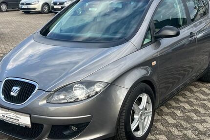 Seat Altea 225.000 km 1.990 &euro; Paderborn 33102