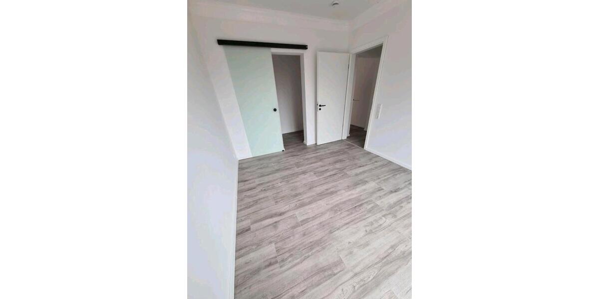 Erdgeschoßwohnung Geseke - 3 Zimmer, 92 m&sup2;, 1.300&euro; | Angebot:26237054