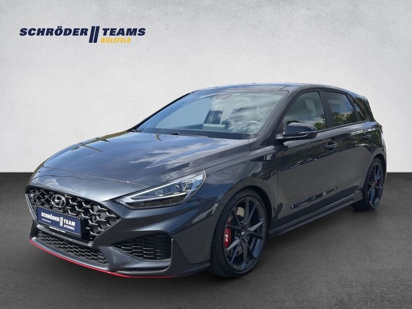 i30