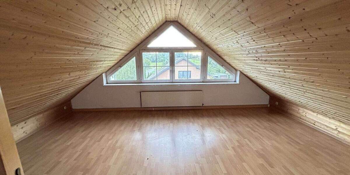Mehrfamilienhaus, Wohnhaus Marsberg-Essentho Essentho - 1 Zimmer, 418 m&sup2;, 385.000&euro; | Angebot:25673395