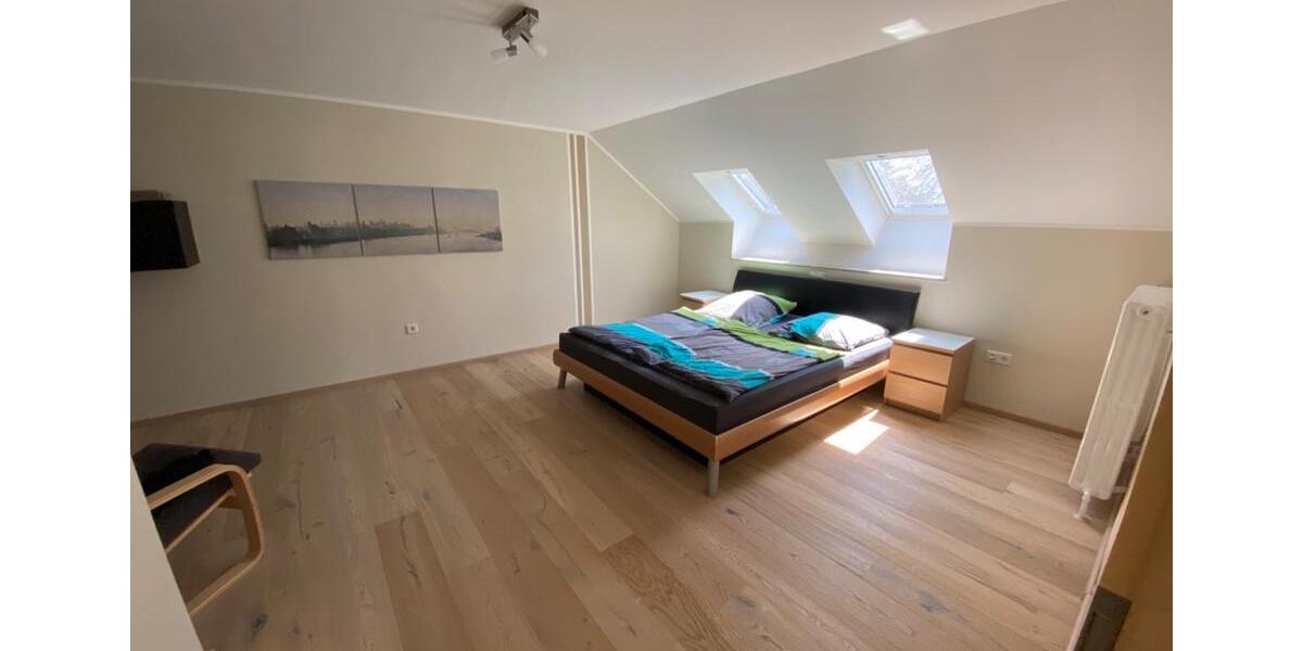 Dachgeschoßwohnung Detmold Hakedahl - 3 Zimmer, 90 m&sup2;, 139.000&euro; | Angebot:26901778