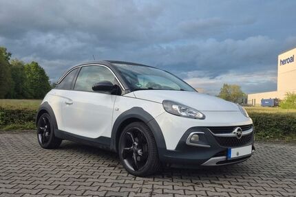 Opel Adam 95.000 km 9.599 &euro; Paderborn 33104