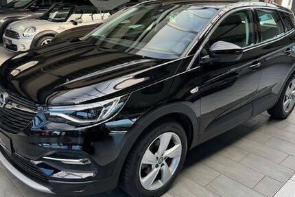 Opel Grandland (X) 62.000 km 15.900 € Detmold 32758