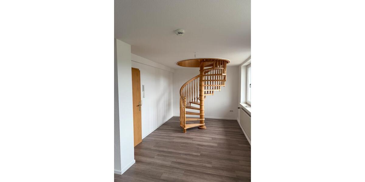 5-Zimmer Maisonettenwohnung mit Balkon in Bad Driburg 5 zimmer