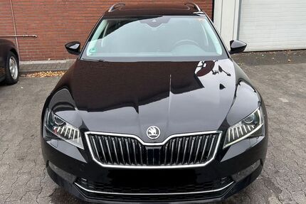 Skoda Superb 173.000 km 16.950 € Rheda Wiedenbrück 33378