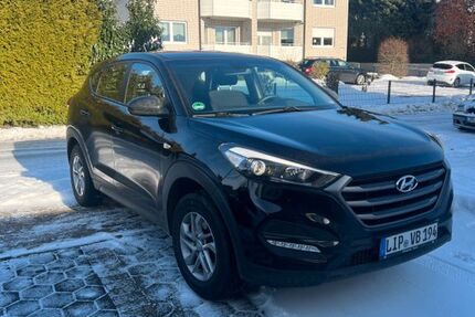 Hyundai TUCSON 67.885 km 13.200 &euro; Detmold 32758
