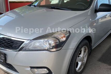 Kia ceed / Ceed 170.000 km 3.490 &euro; Oerlinghausen 33813