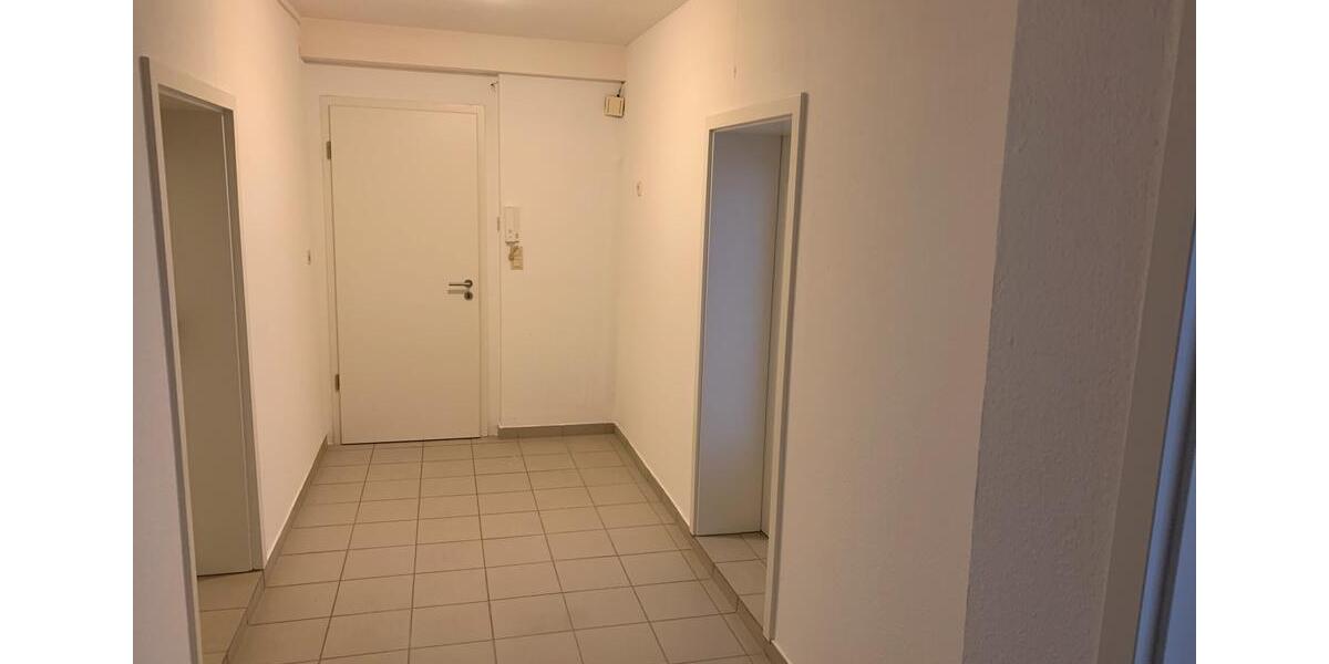 Etagenwohnung Nieheim - 3 Zimmer, 92 m&sup2;, 600&euro; | Angebot:26603543