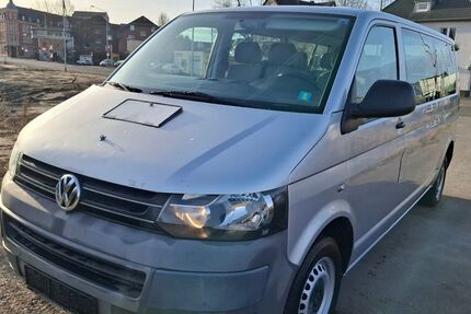 VW T5 Transporter 251.000 km 11.900 &euro; Paderborn 33100