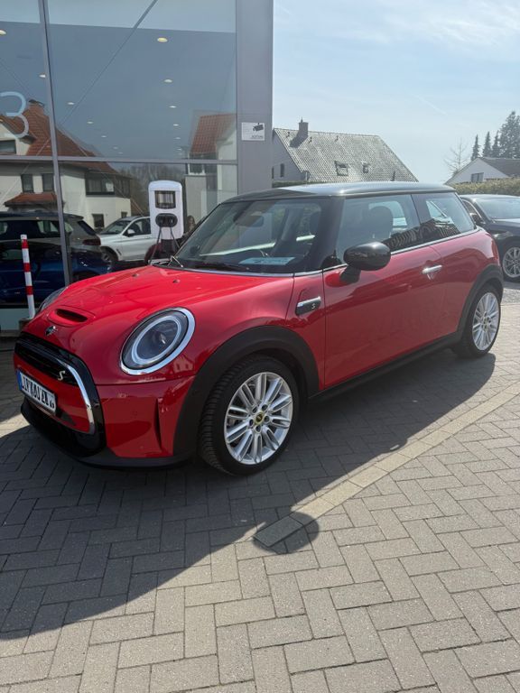 Cooper SE