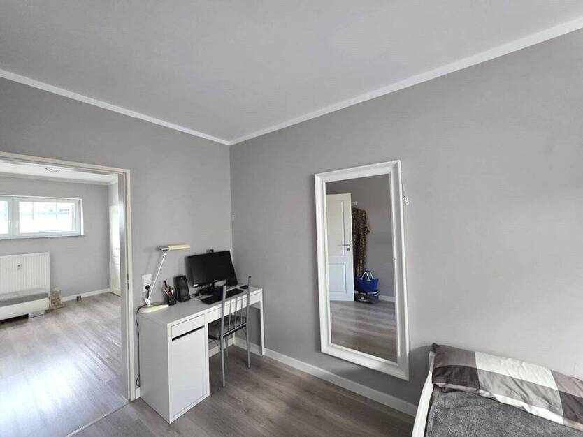 Charmante 3-Zimmer-Wohnung mit Loggia & Garage in Schloß Neuhaus