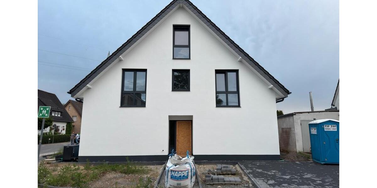 Doppelhaushälfte Salzkotten - 6 Zimmer, 138 m&sup2;, 459.000&euro; | Angebot:27003876
