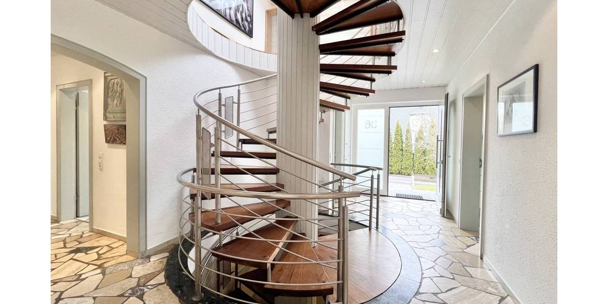 Einfamilienhaus Detmold Diestelbruch - 6 Zimmer, 219 m&sup2;, 525.000&euro; | Angebot:26081142