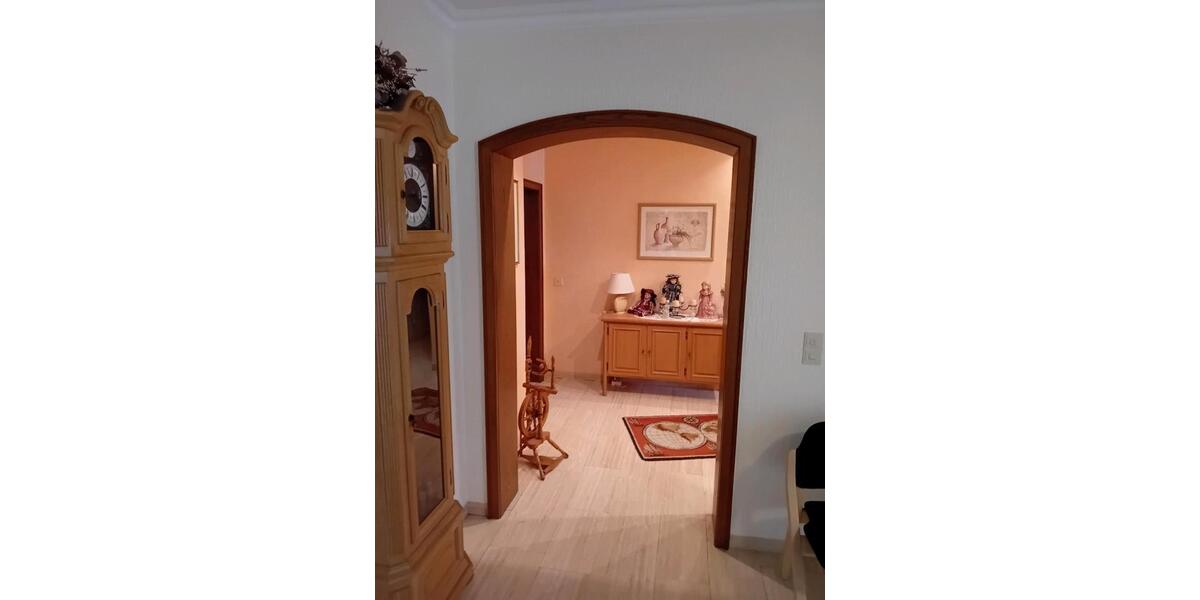 Erdgeschoßwohnung Rietberg - 4 Zimmer, 140 m&sup2;, 1.200&euro; | Angebot:26506439