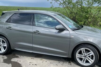 Audi A1 25.700 km 21.900 &euro; Marsberg 34431