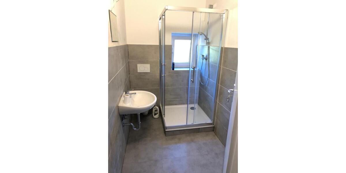 Einfamilienhaus Schloß Holte-Stukenbrock Stukenbrock - 12 Zimmer, 210 m&sup2;, 2.500&euro; | Angebot:25208864