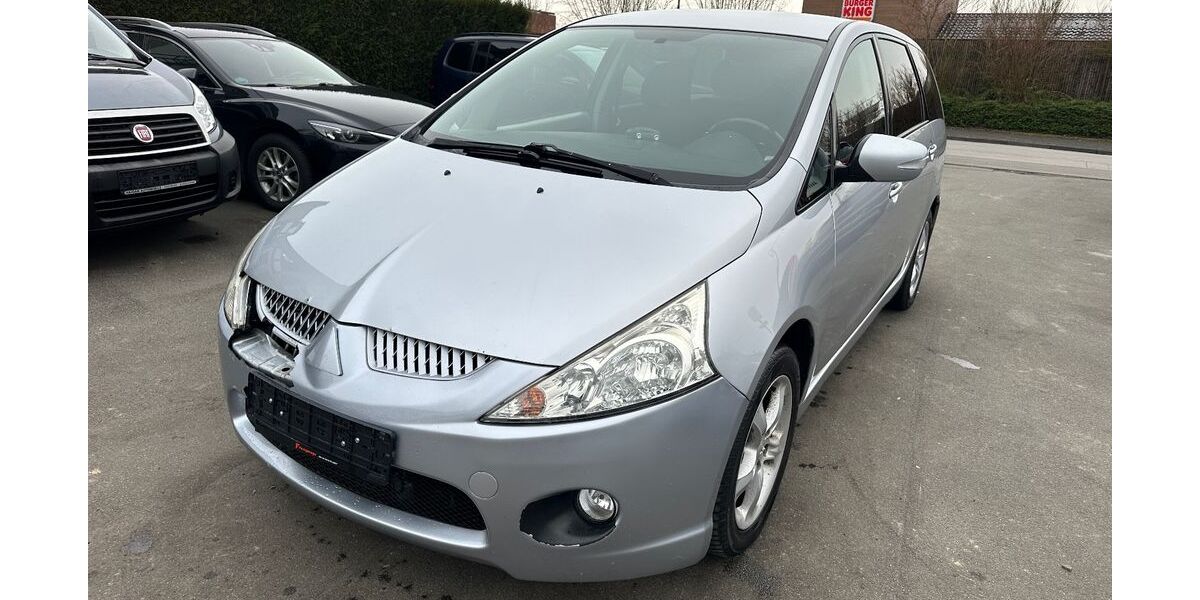 Mitsubishi Grandis 313.000 km 1.499 &euro; Paderborn 33100