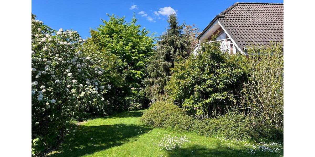 Einfamilienhaus Lippstadt - 6.5 Zimmer, 128 m&sup2;, 536.000&euro; | Angebot:26478867