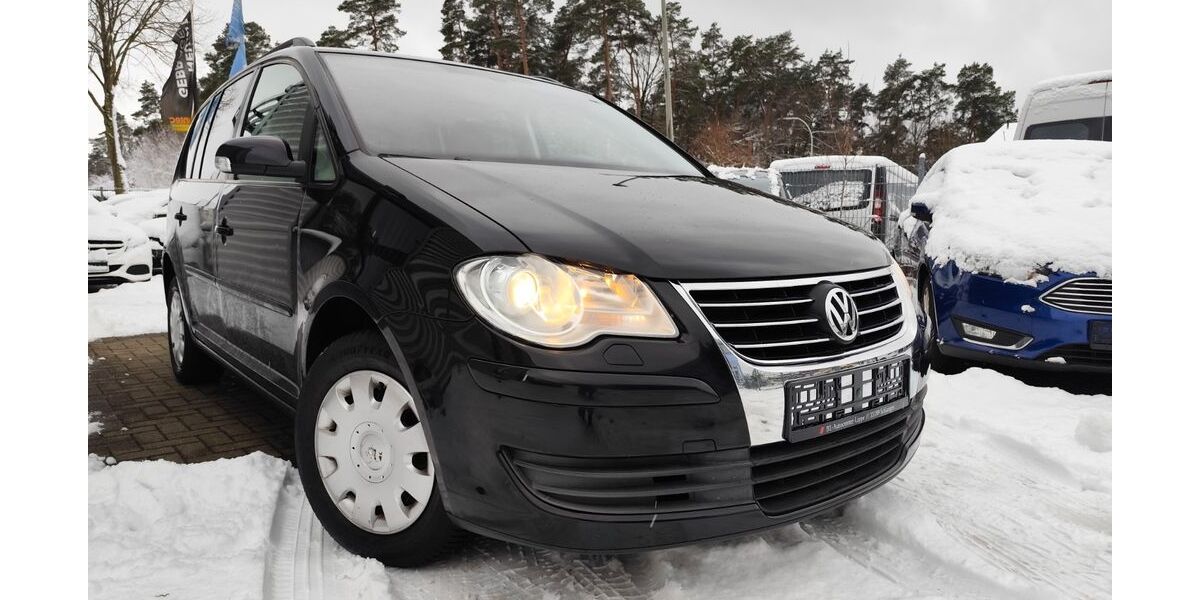 VW Touran 166.219 km 5.950 &euro; Schlangen 33189