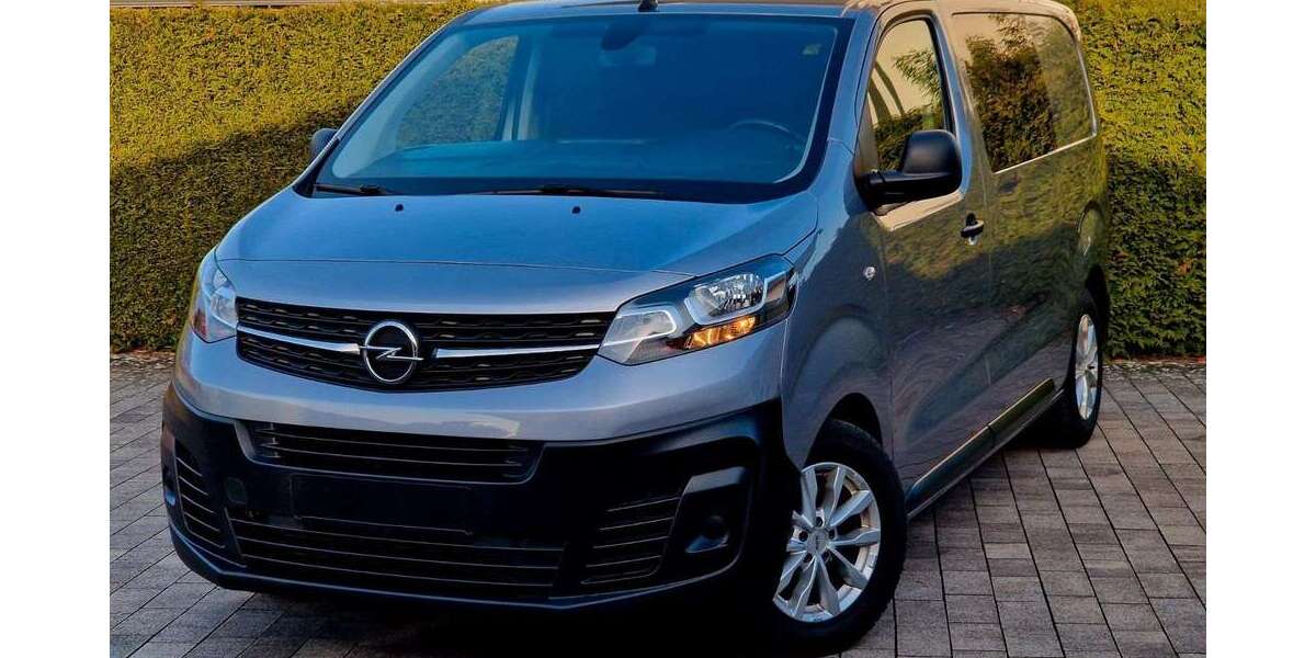 Opel Vivaro 145.000 km 18.800 &euro; Bad Lippspringe 33175
