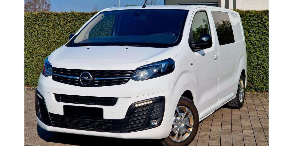 Opel Vivaro 110.000 km 18.981 &euro; Bad Lippspringen 33175